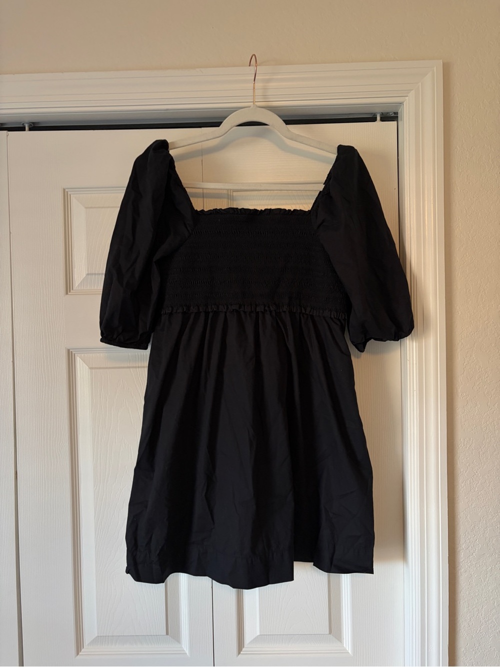 American Eagle Black Puff-Sleeve Smocked Dress